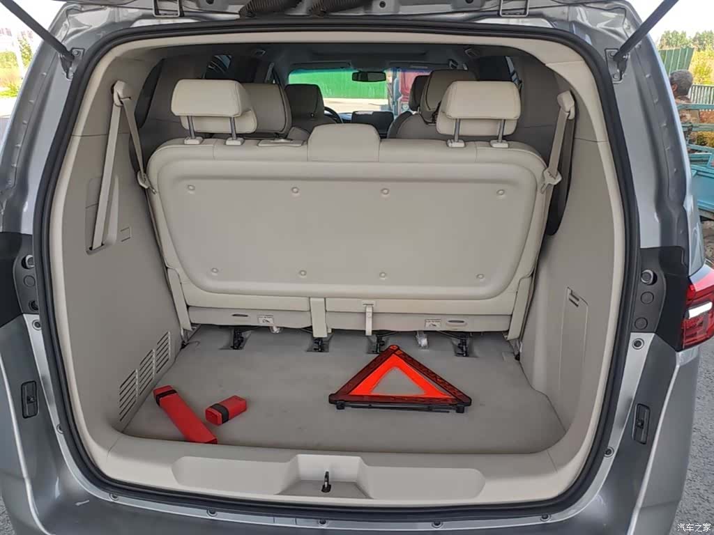 Buick GL8, 2023 18