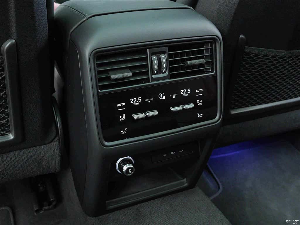 Porsche Cayenne, 2024 21
