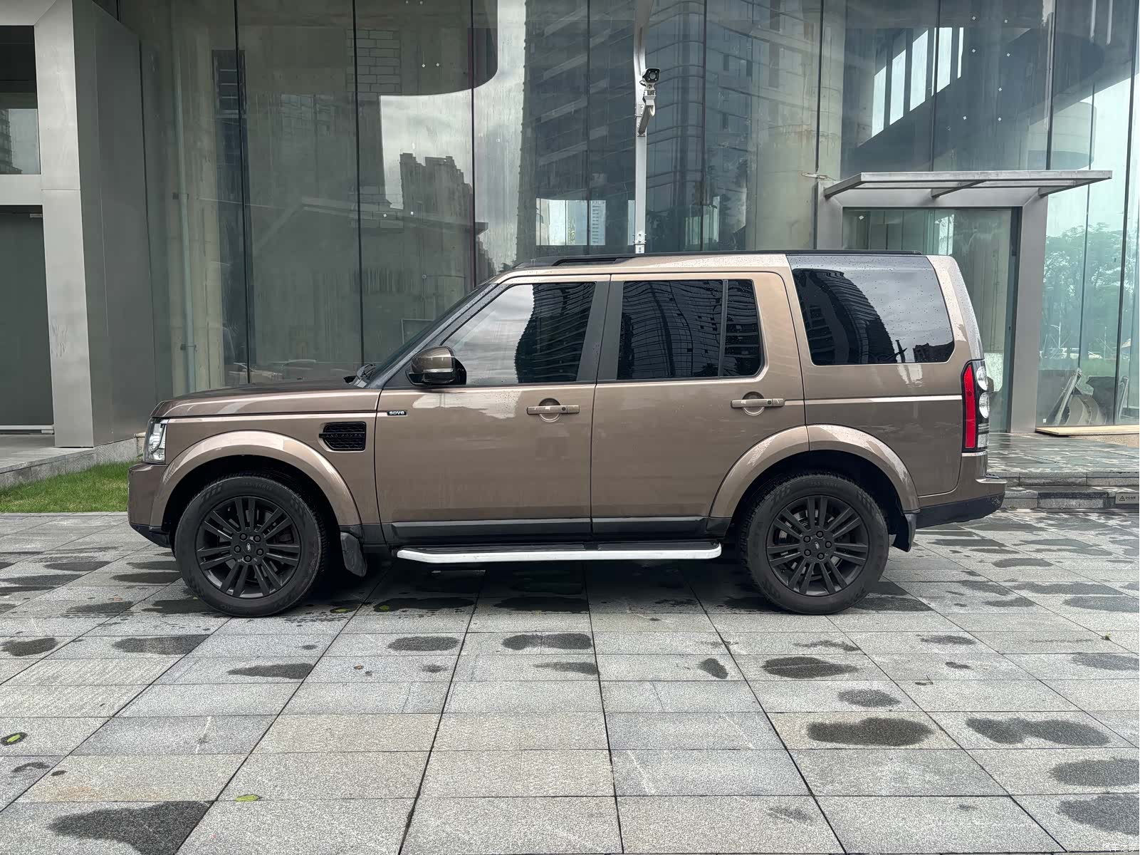 Land Rover Discovery, 2014 4