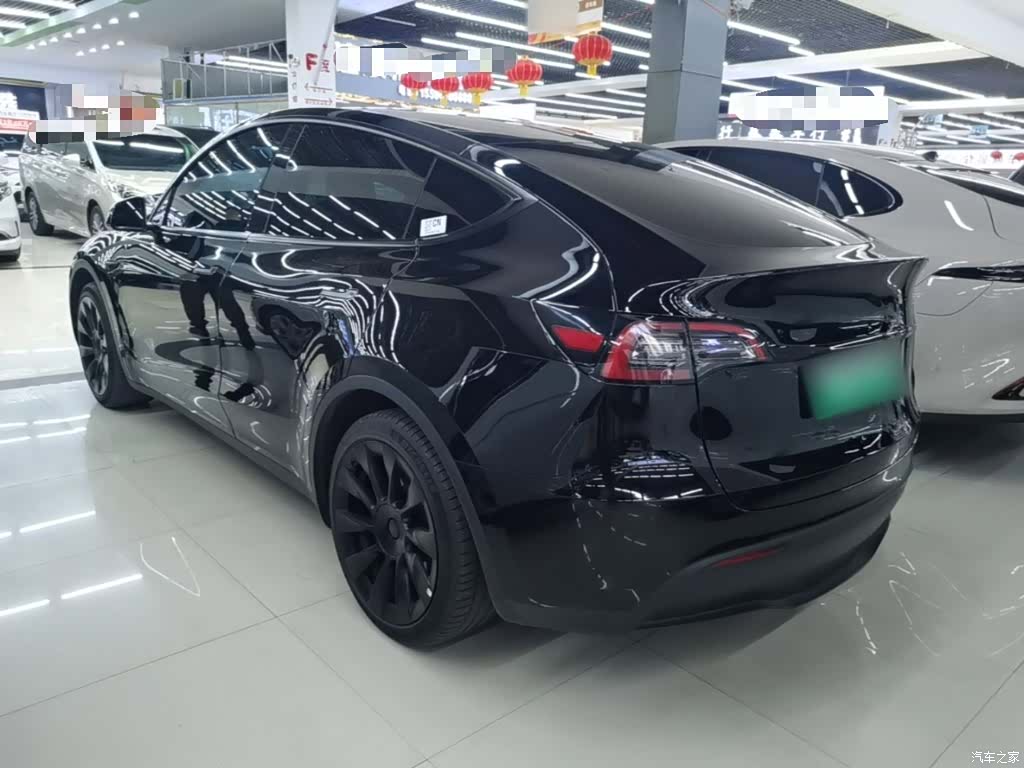 Tesla Model Y, 2023 все фото