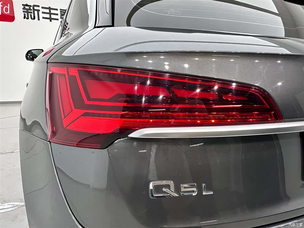 Audi Q5L, 2022 28