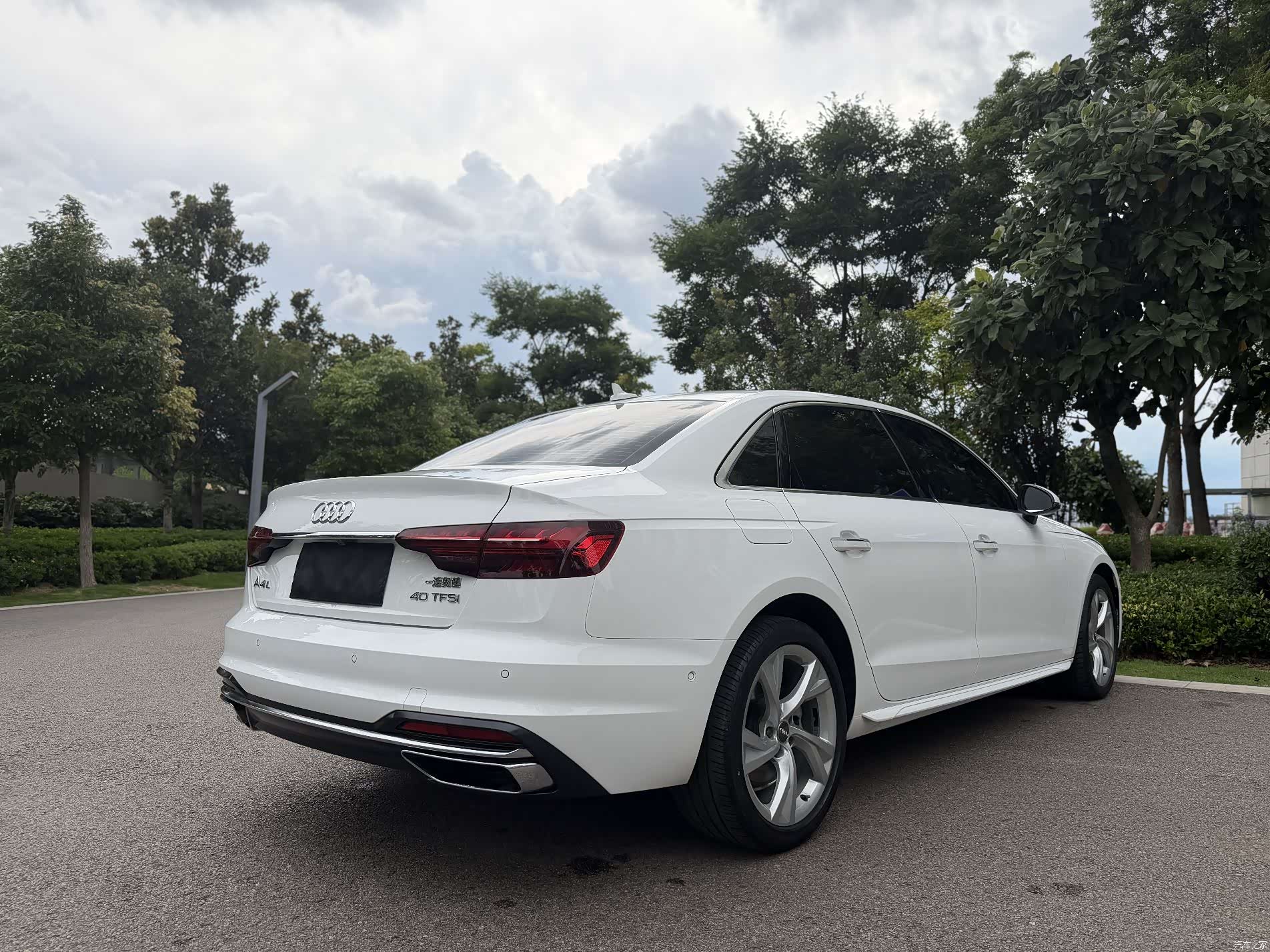 Audi A4L, 2020 7