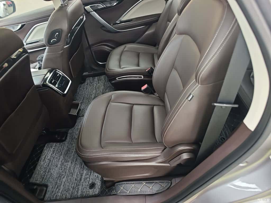 Geely Jiaji, 2019 17