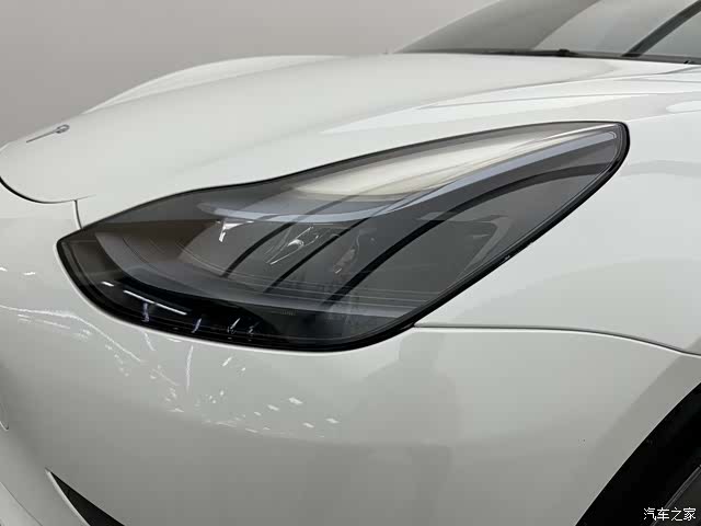 Tesla Model 3, 2023 18