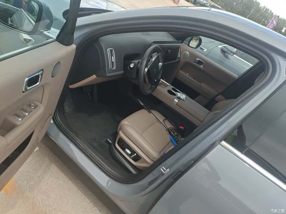 Li Auto L7, 2025 все фото