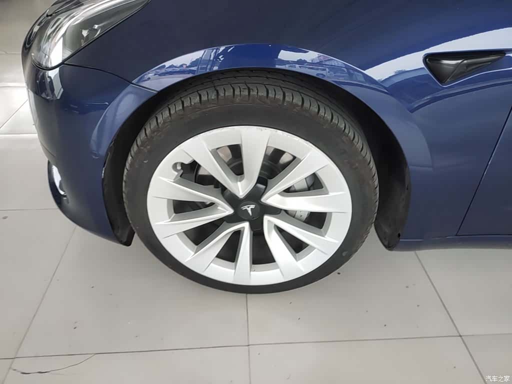 Tesla Model 3, 2023 23