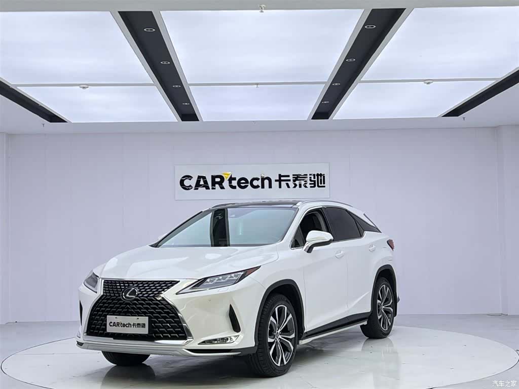 Lexus RX, 2022 1
