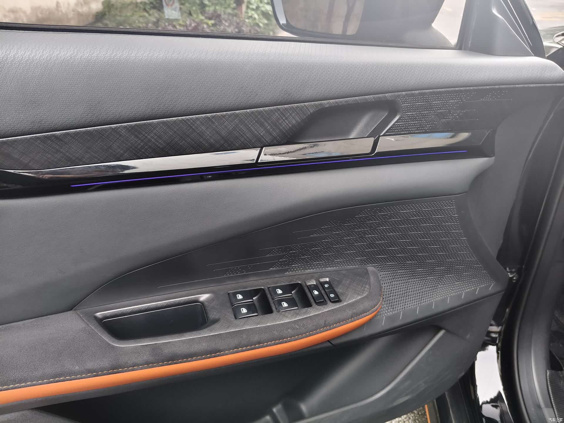 Changan UNI-V, 2022 6