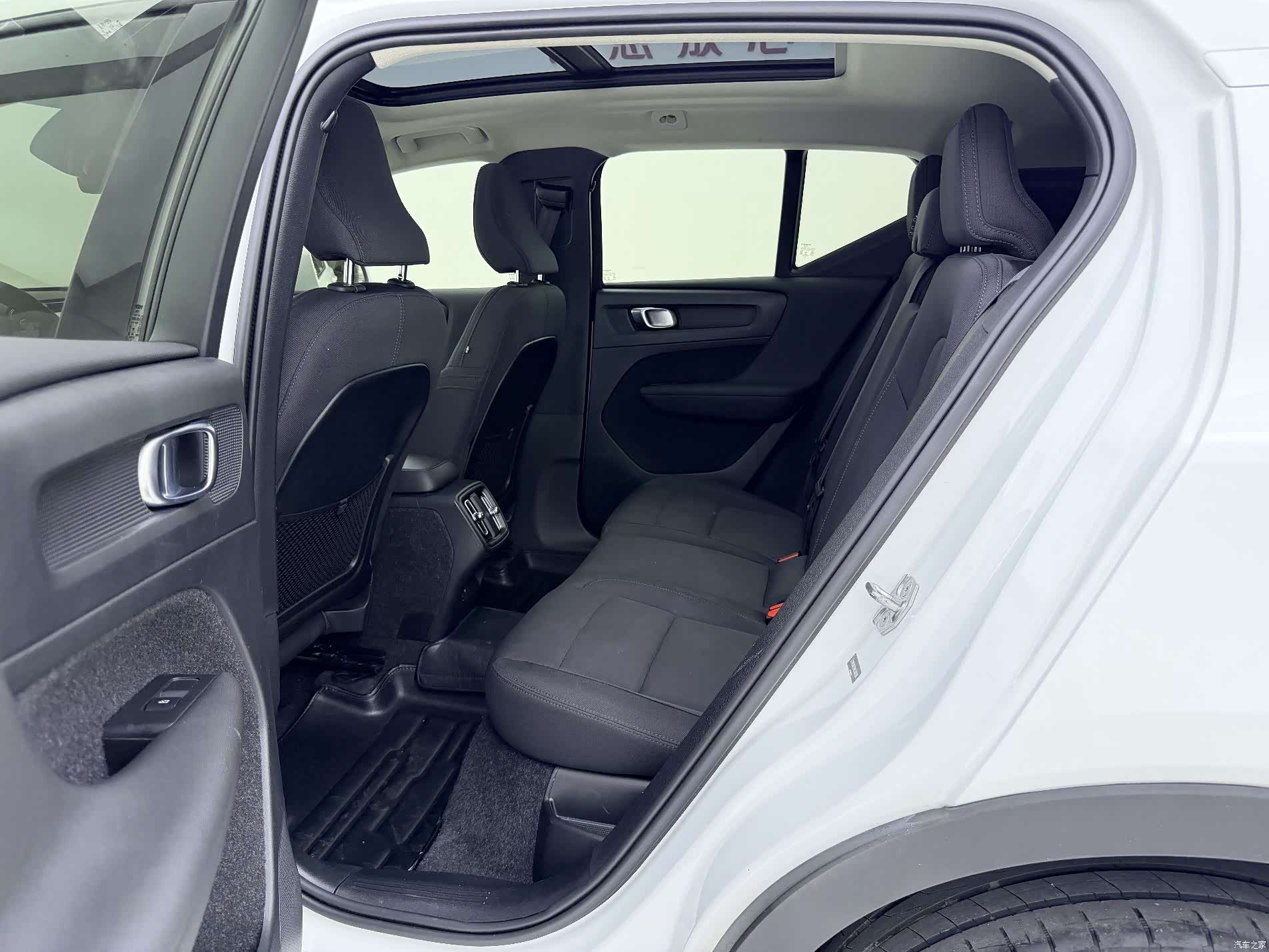 Volvo XC40, 2021 8