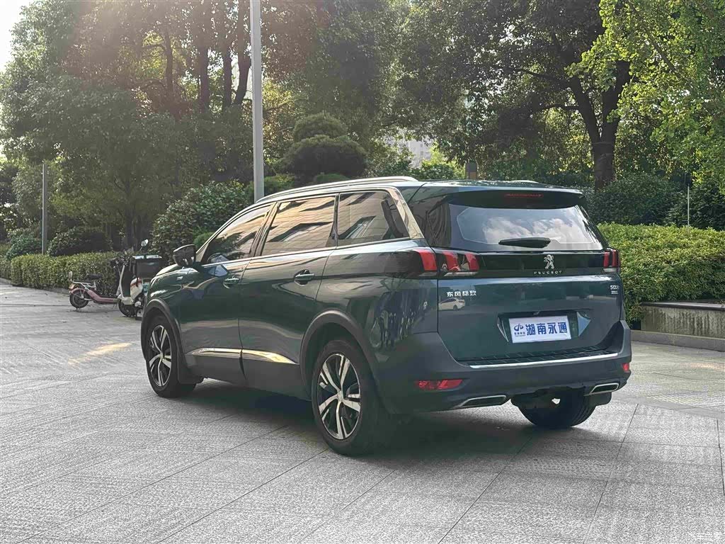 Peugeot 5008, 2018 12