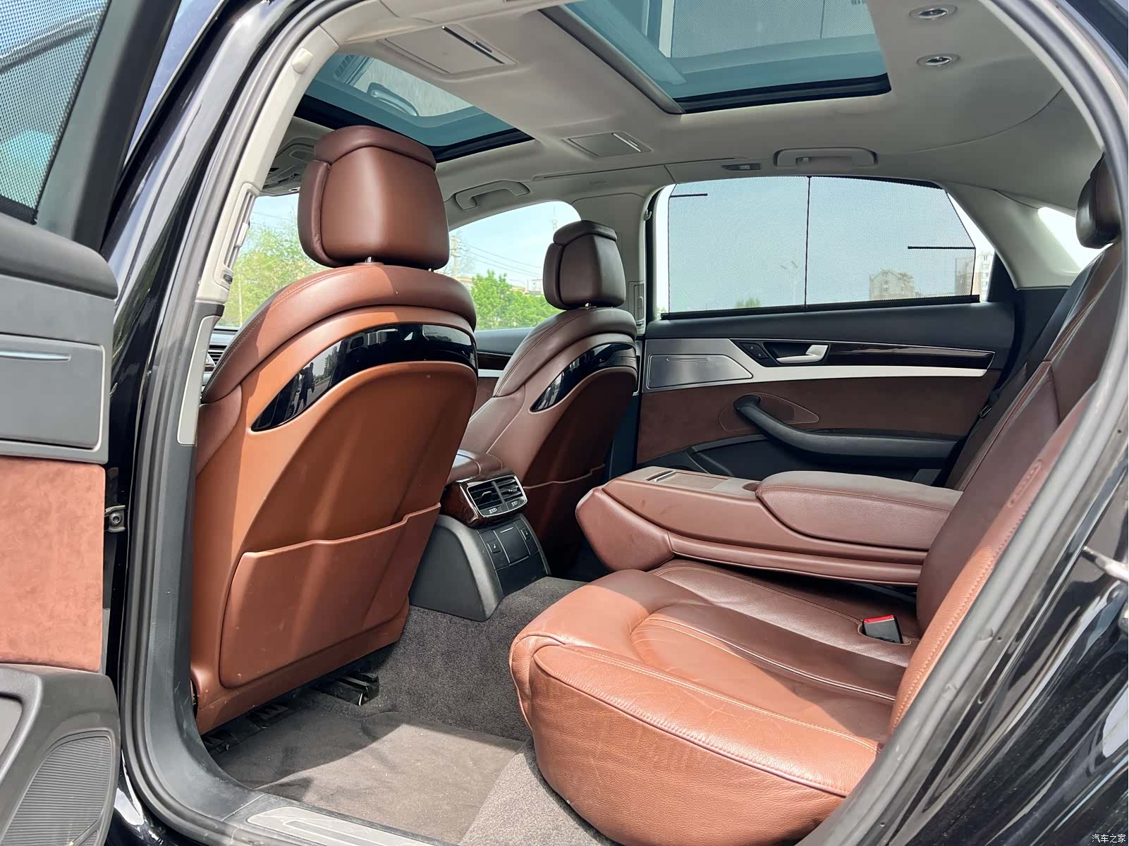 Audi A8L, 2015 9