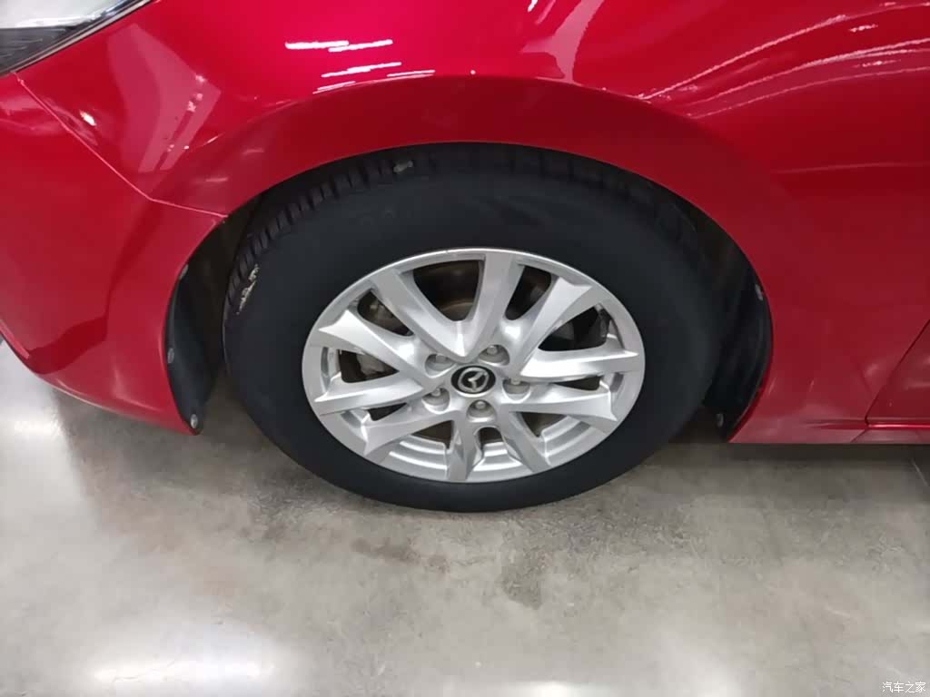 Mazda Mazda3, 2018 23
