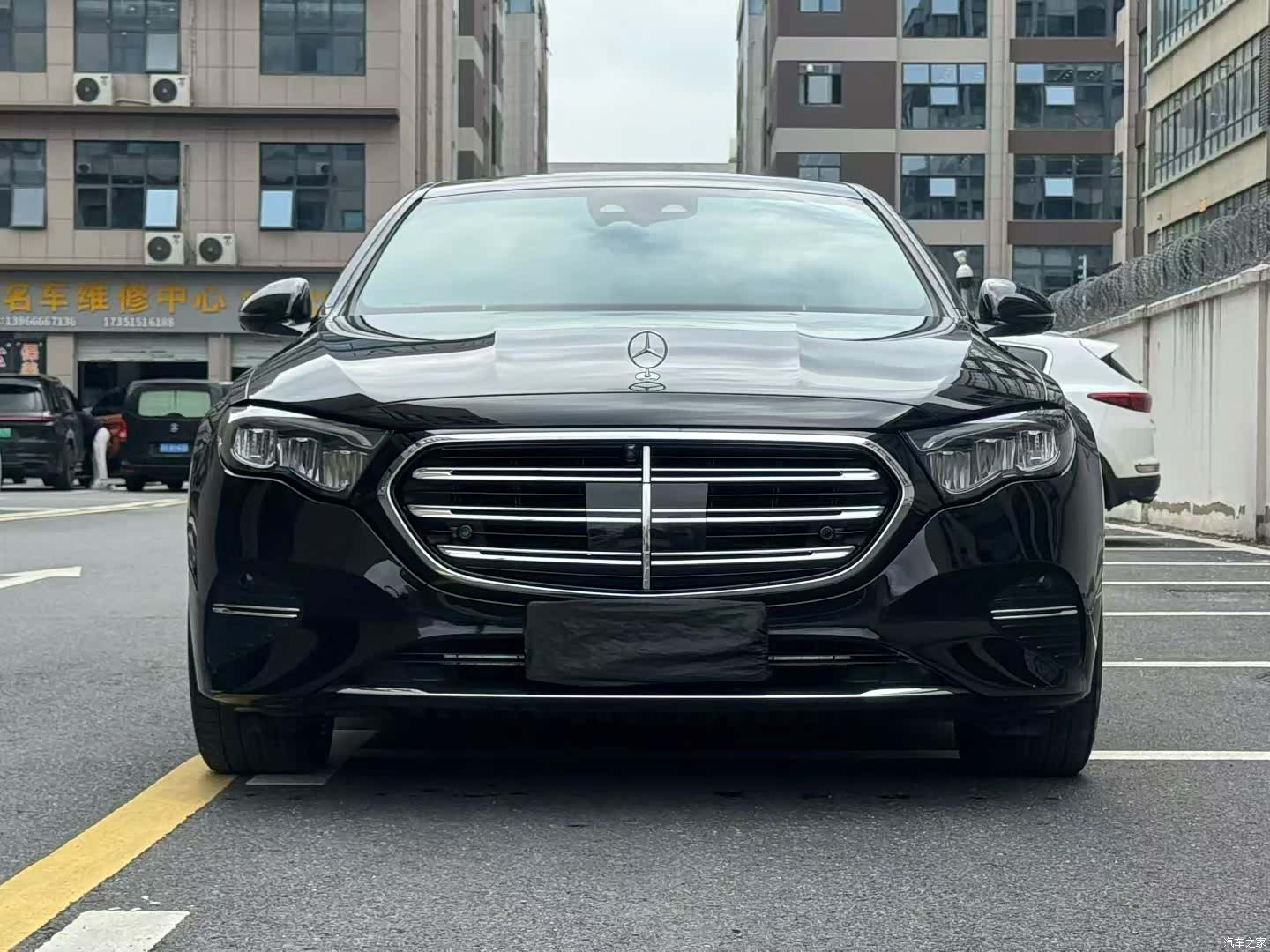 Mercedes-Benz E-Class, 2024 2