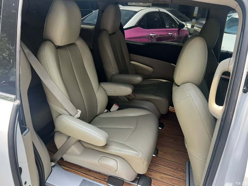 Buick GL8, 2018 4