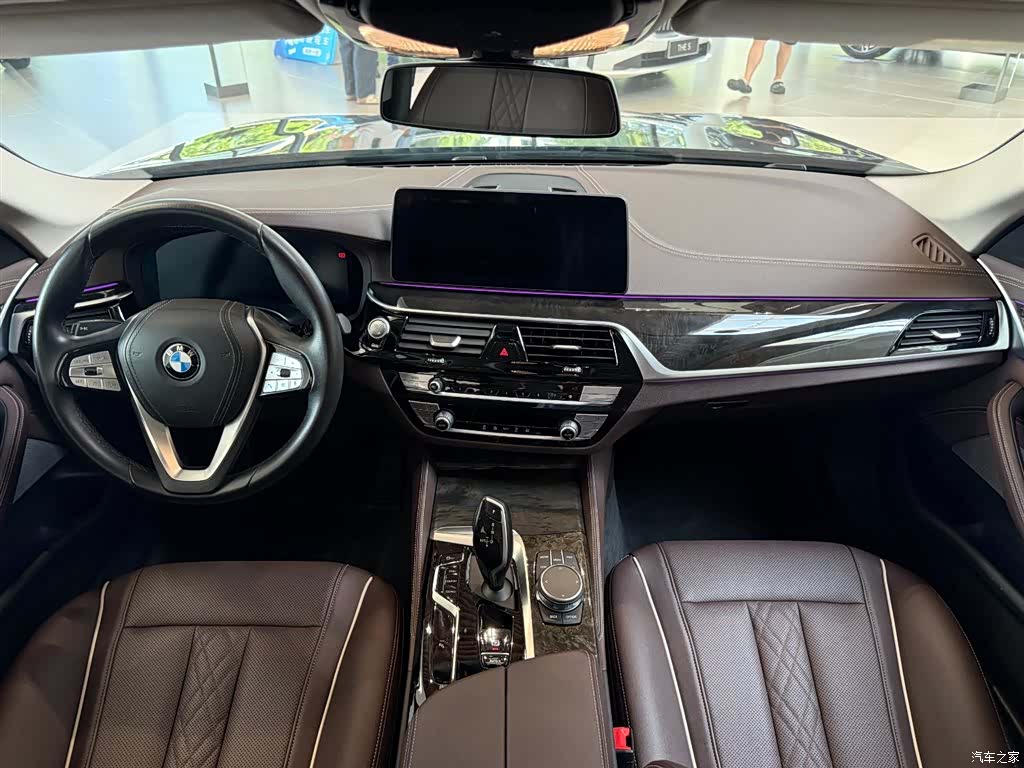 BMW 5 Series, 2024 4