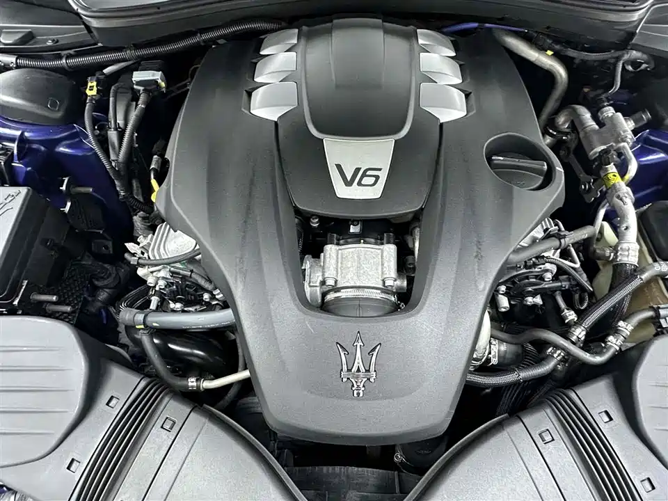 Maserati Ghibli Maserati Ghibli