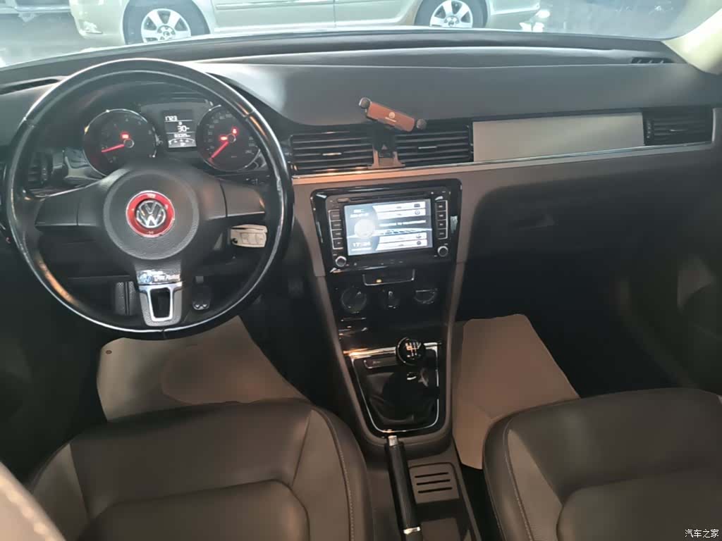 Volkswagen Bora, 2015 10