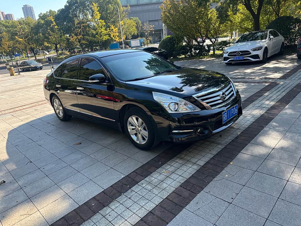 Nissan Teana