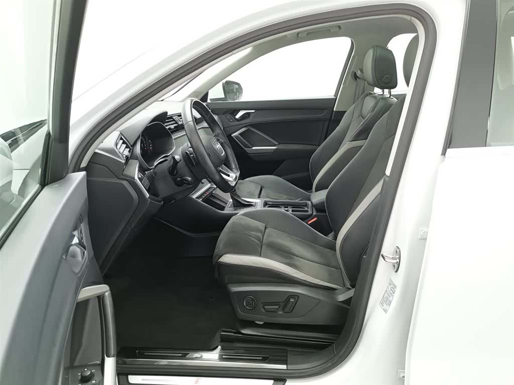 Audi Q3, 2020 10