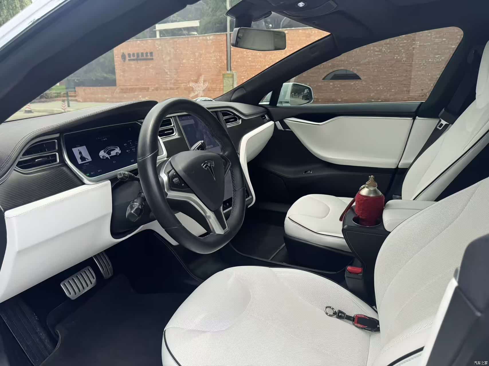 Tesla Model S, 2014 19
