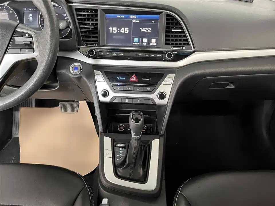 Hyundai Lead