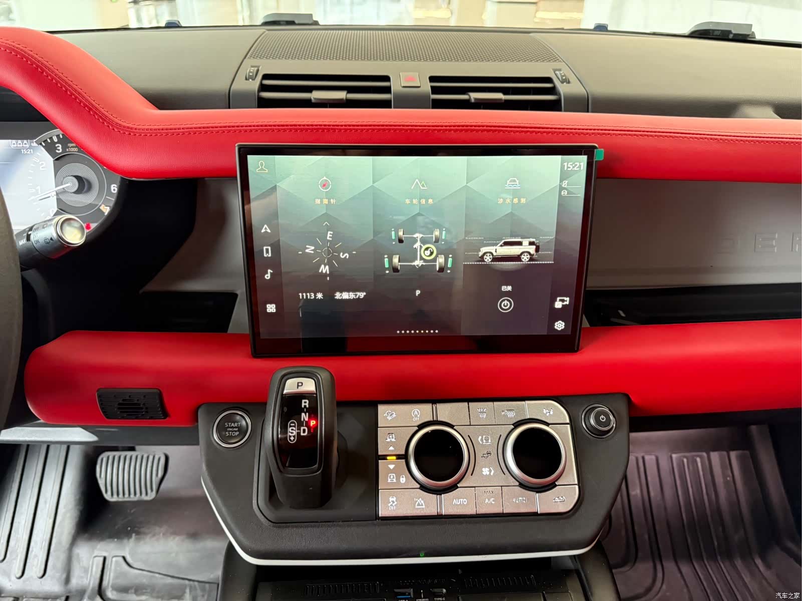 Land Rover Defender, 2022 10