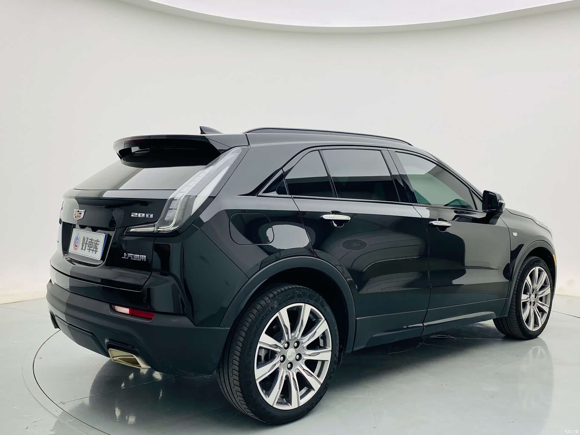 Cadillac XT4, 2023 все фото