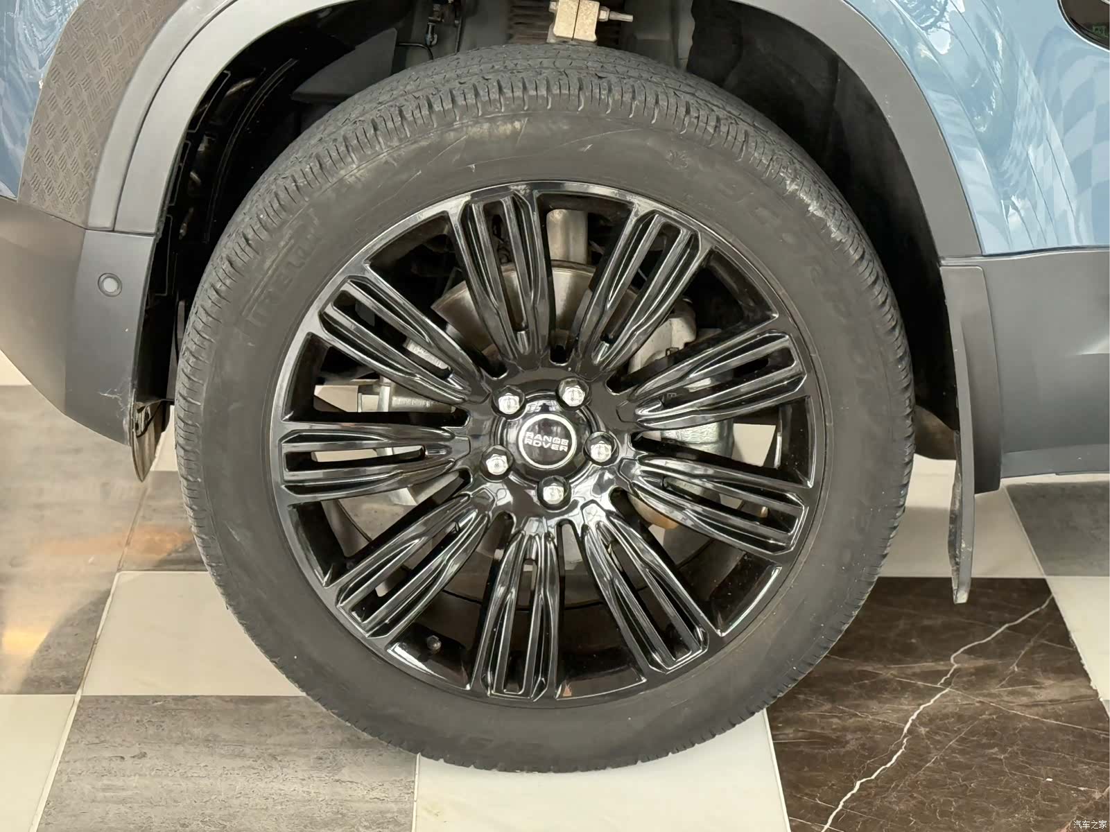 Land Rover Defender, 2022 22
