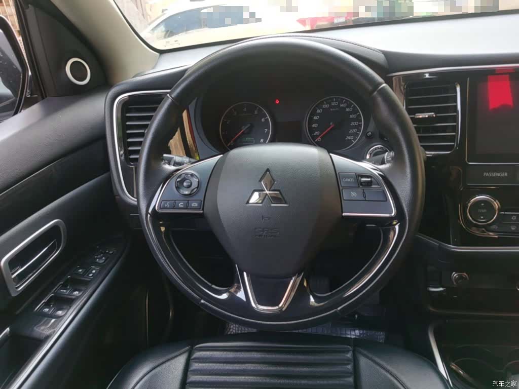 Mitsubishi Outlander, 2017 7