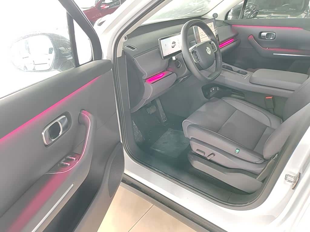 Leapmotor C10, 2025 16