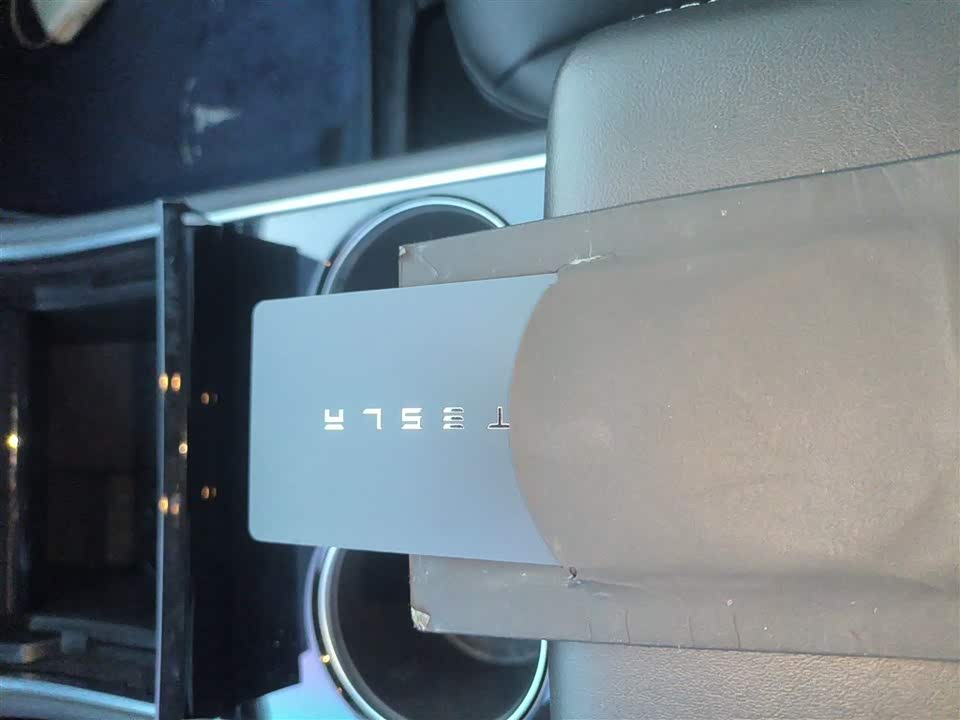 Tesla Model 3 Tesla Model 3