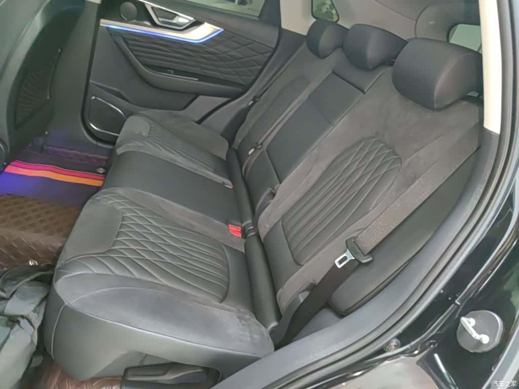 Hongqi HS5, 2022 17