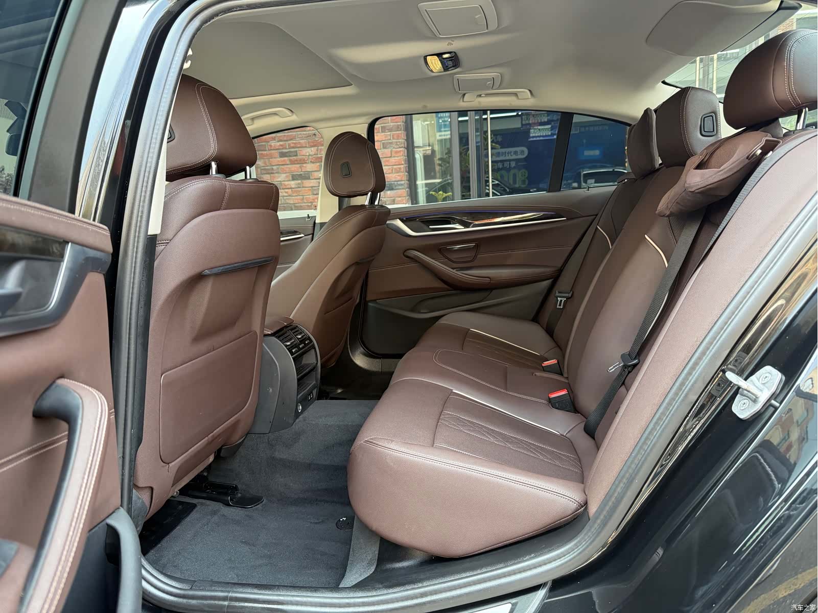 BMW 5 Series, 2022 6