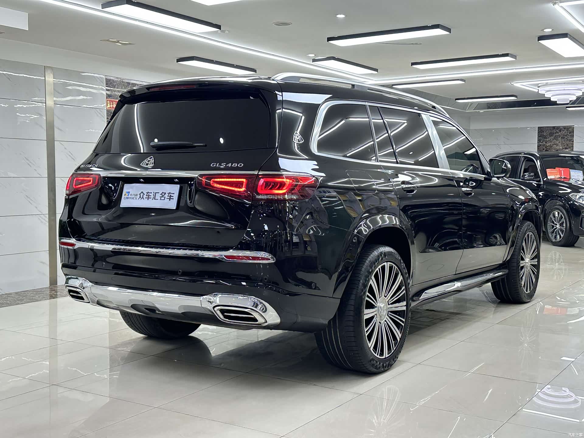 Maybach GLS, 2021 4