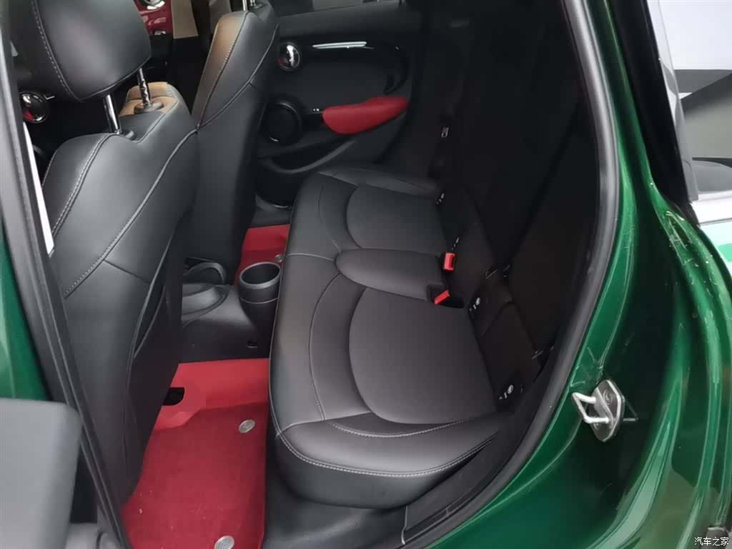 Mini ONE, 2021 17