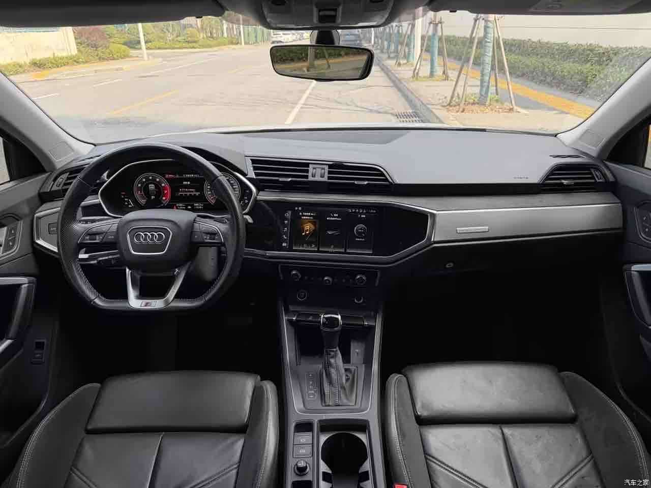 Audi Q3, 2022 8