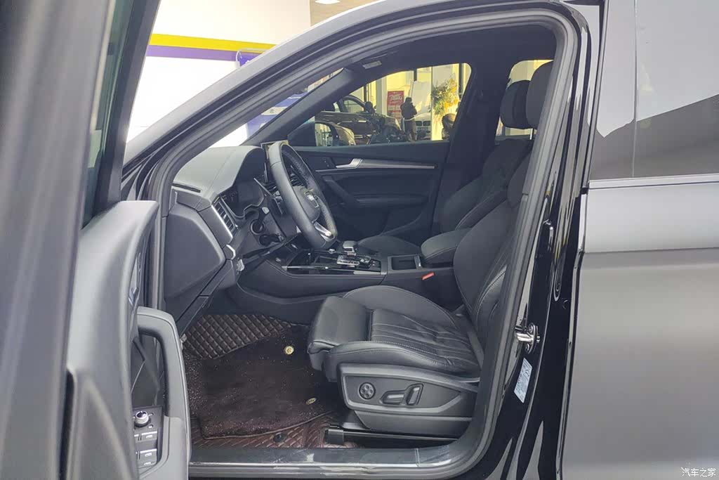 Audi Q5L, 2023 9
