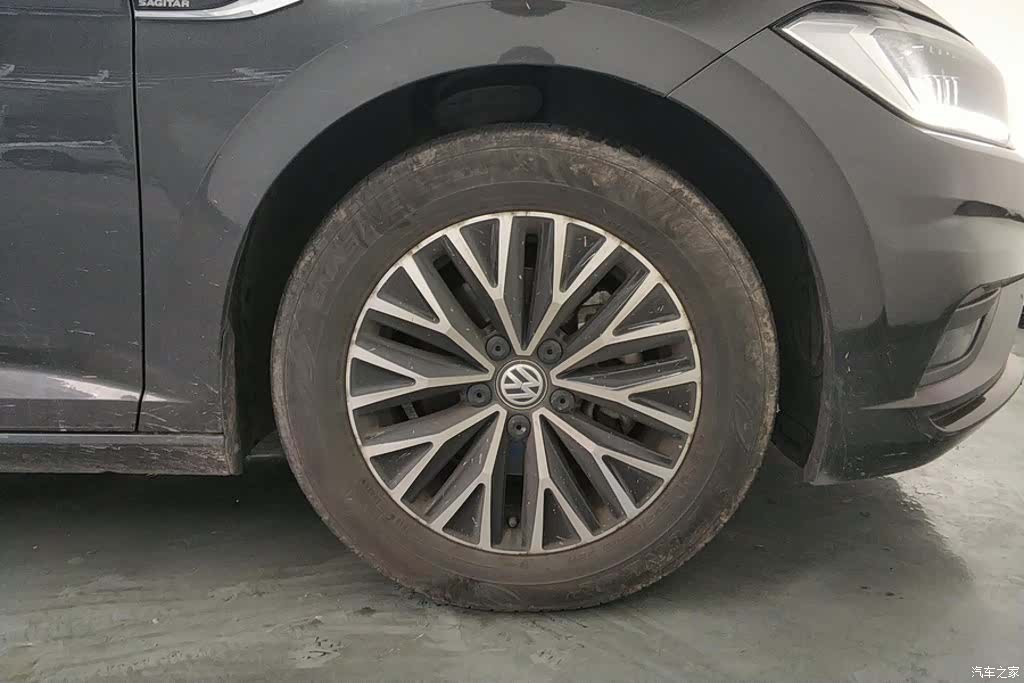 Volkswagen Sagitar, 2020 6