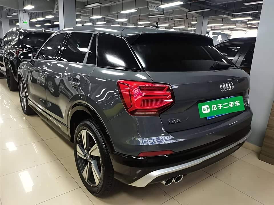 Audi Q2L Audi Q2L
