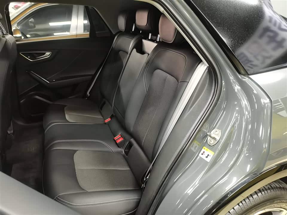 Audi Q2L Audi Q2L