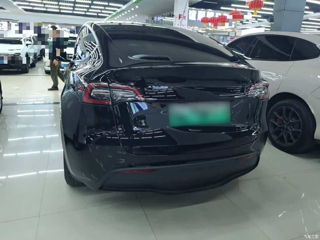 Tesla Model Y, 2023 6