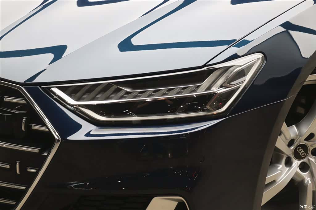 Audi A7L, 2023 26