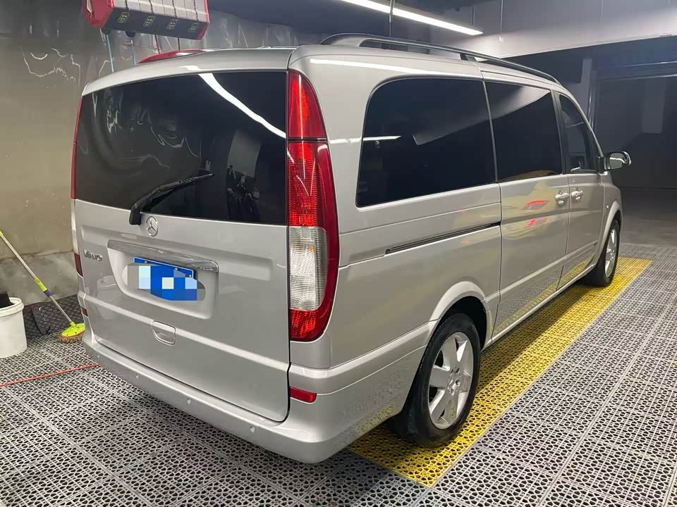 Mercedes-Benz Viano