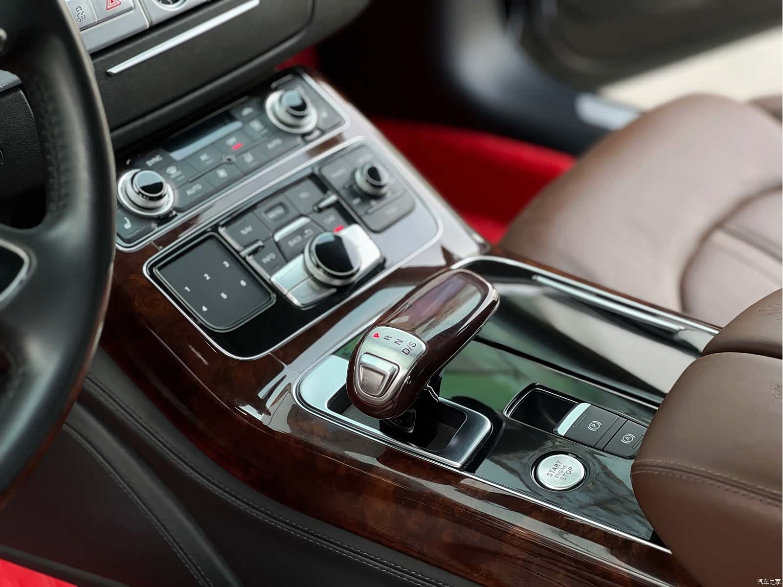 Audi A8L, 2012 18