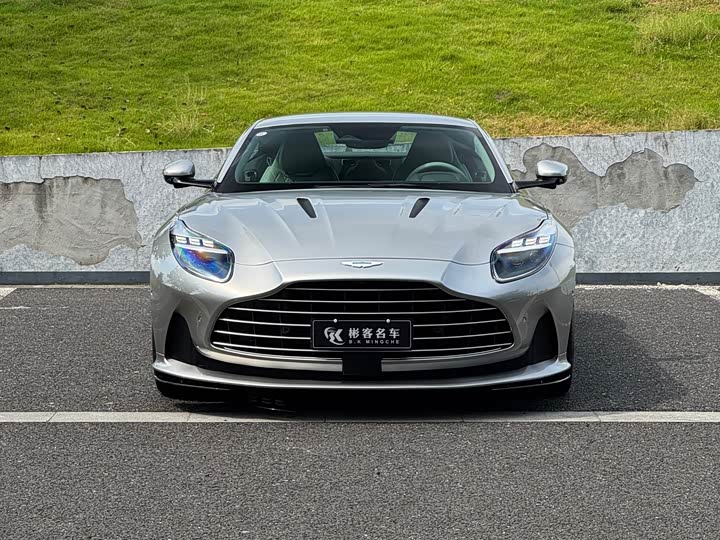 Aston Martin DB12 2023 4.0T V8 Coupe