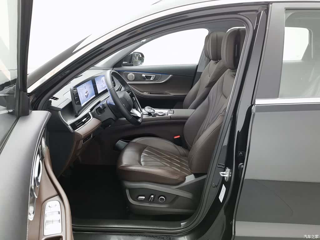 Chery Tiggo 8, 2023 10