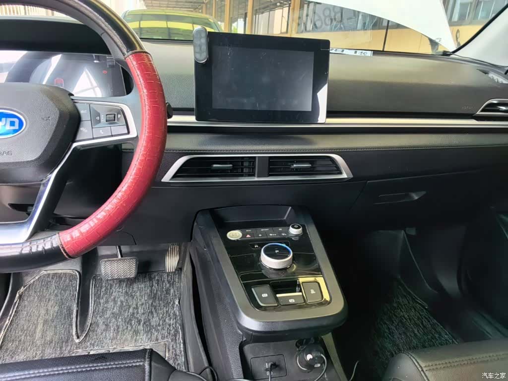 BYD E2, 2020 13