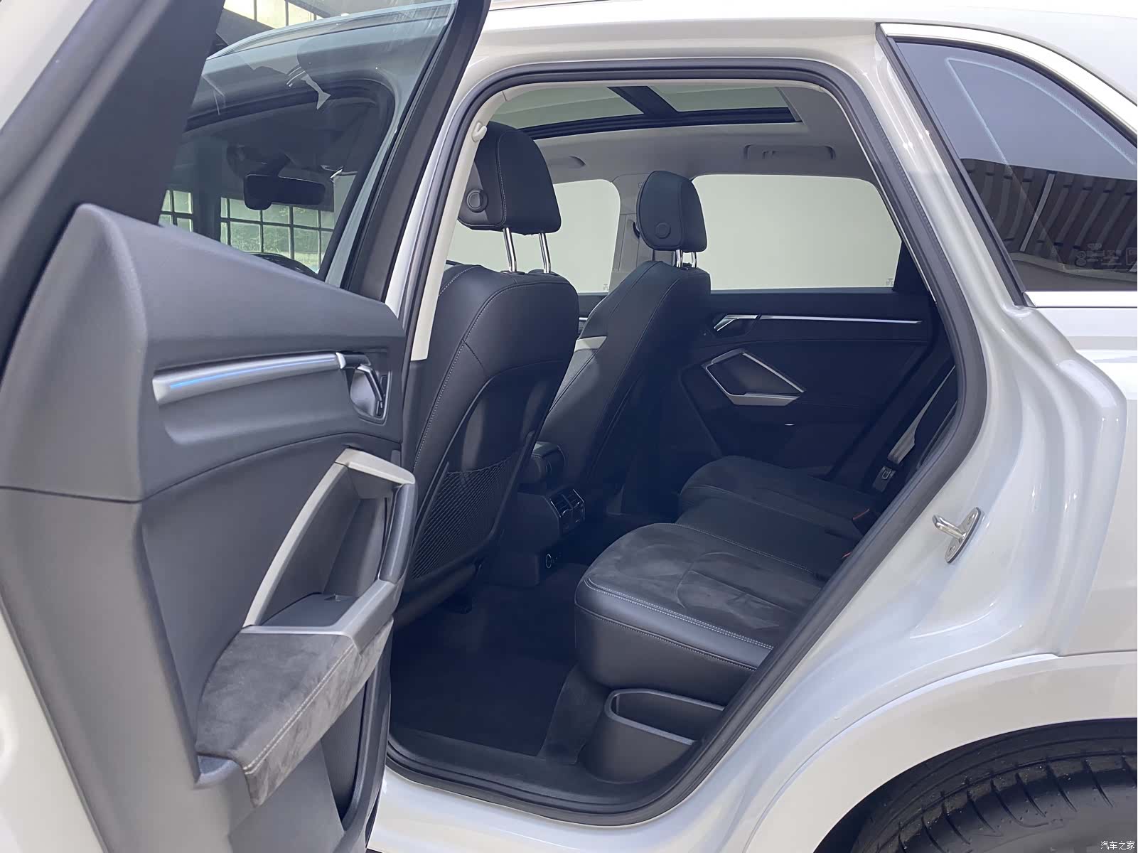 Audi Q3, 2022 14