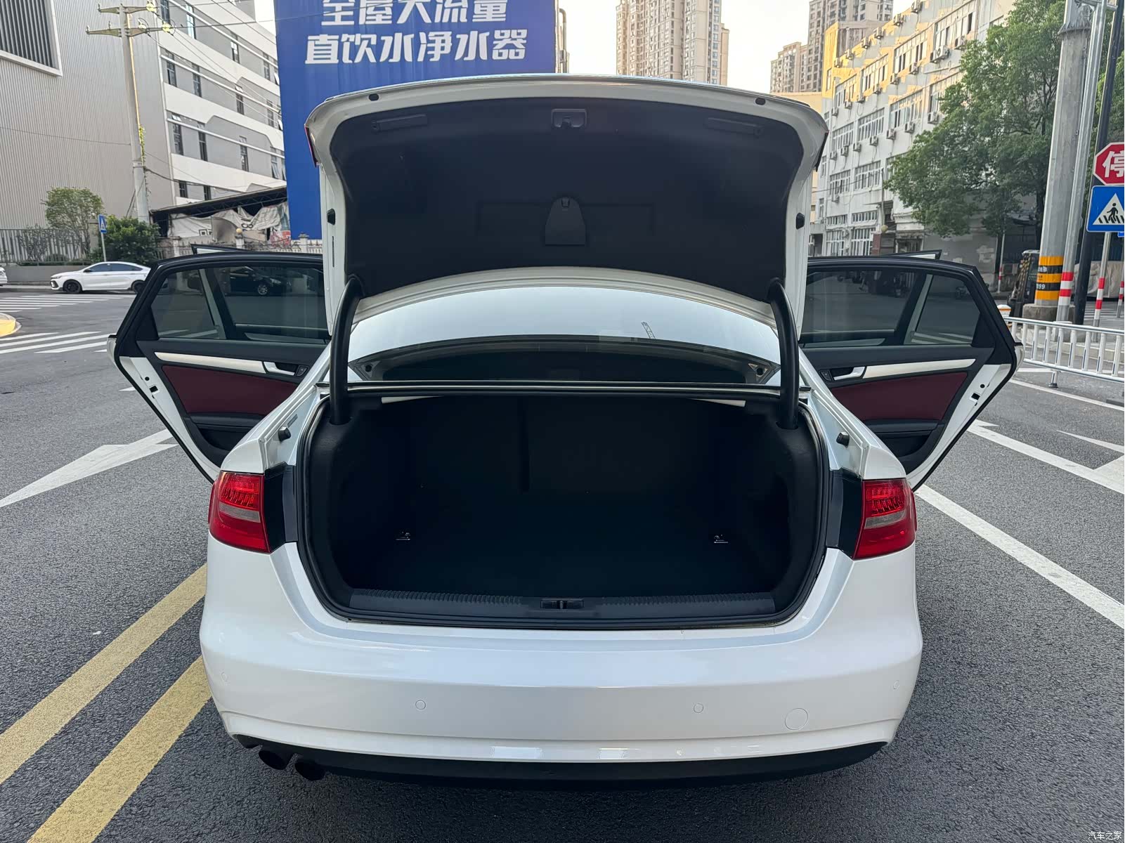 Audi A4L, 2014 14