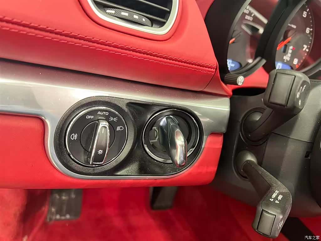 Porsche Boxster, 2025 18